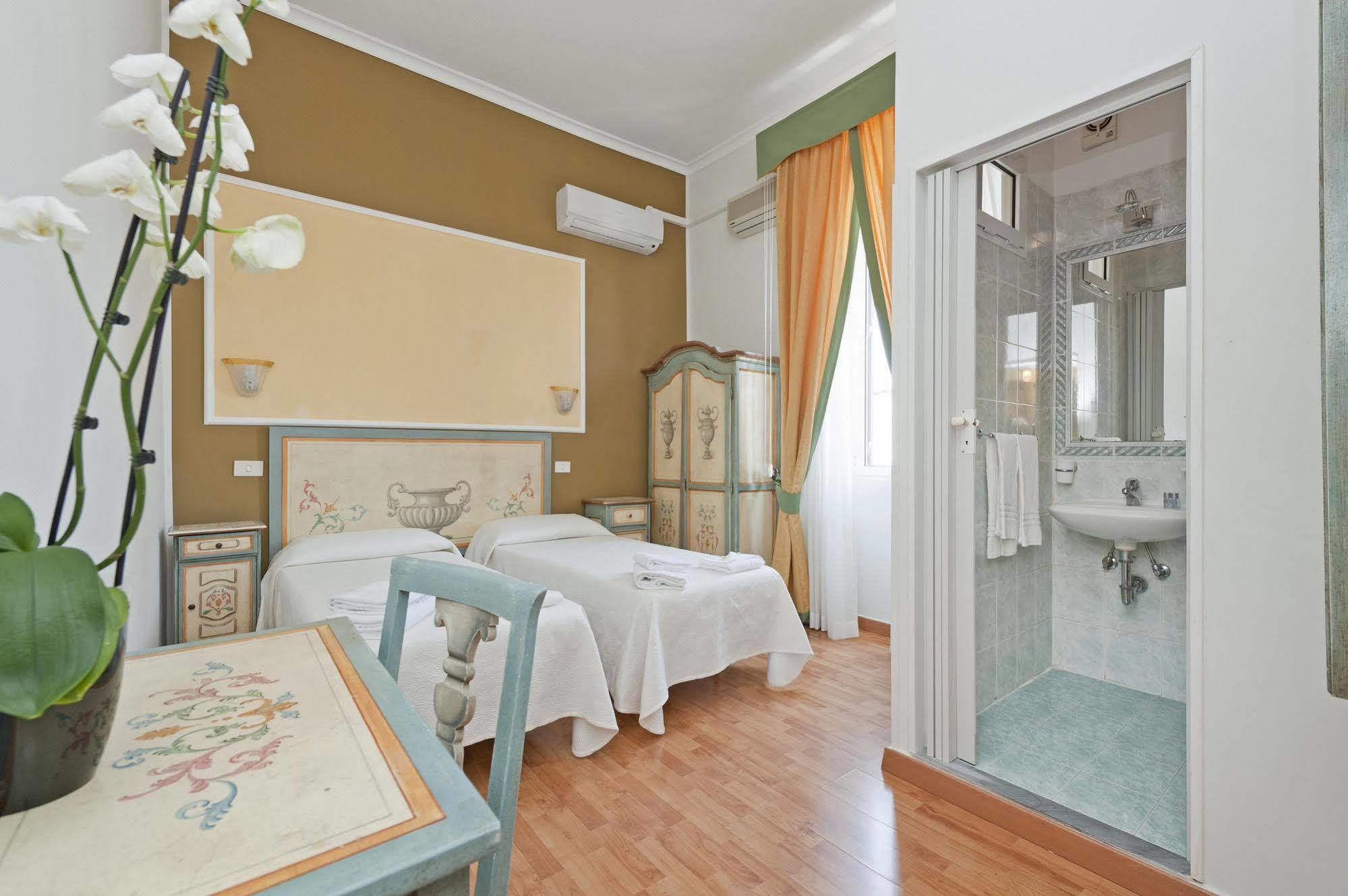 Hotel Infinito - Gruppo Blam Hotels Rome Bagian luar foto